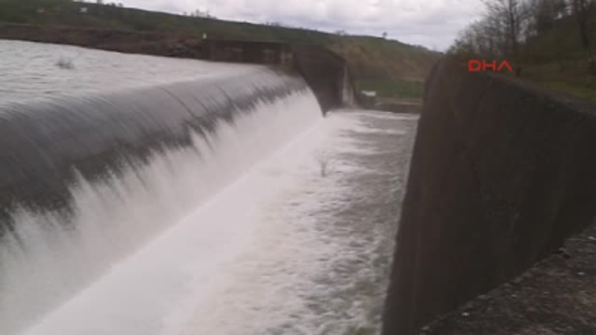 Çarşamba Baraj Suları Köprüyü Yıktı - Dailymotion Video