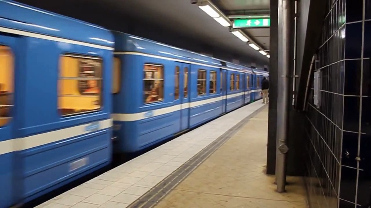 Tunnelbana / Stockholm Subway - C6 @ Slussen - T-centralen