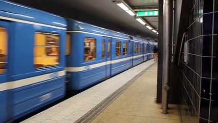 Tunnelbana / Stockholm Subway - C6 @ Slussen - T-centralen