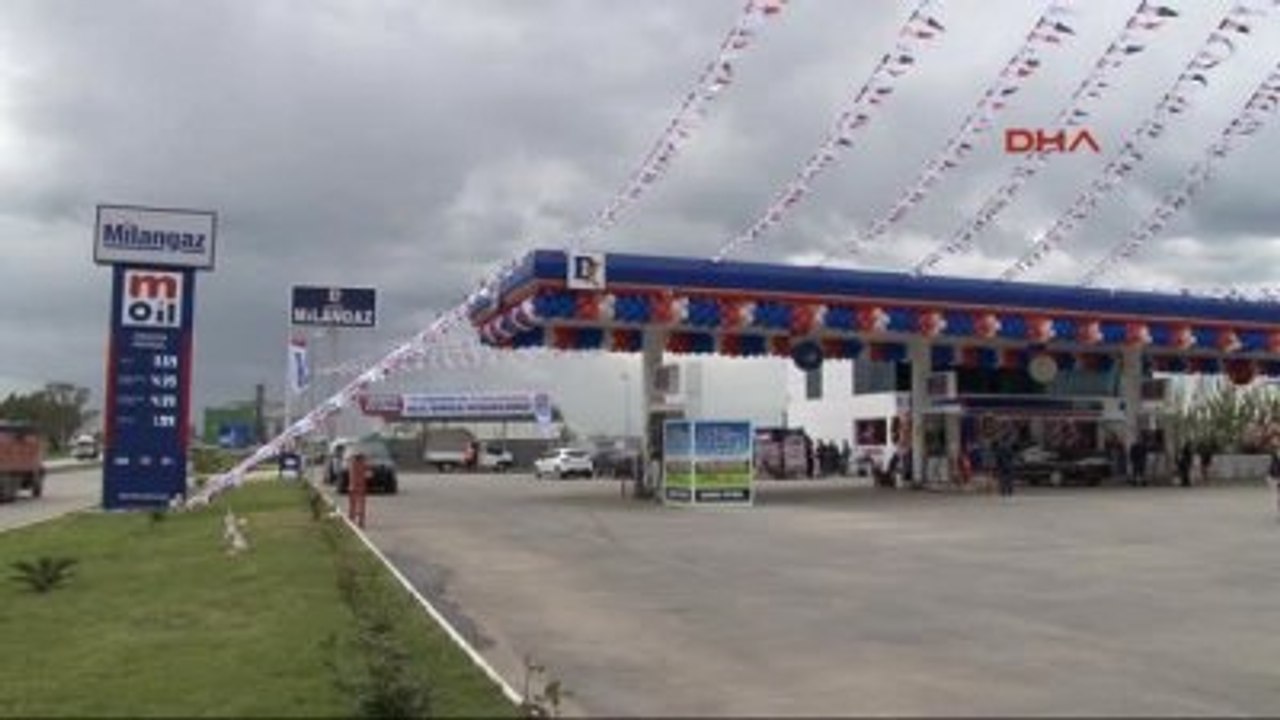 Demirören ve Terim Adana'da Petrol İstasyonu Açtı