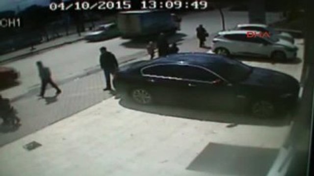 Bursa'da İş Makinesinin Altında Kalan Genç Kız Öldü