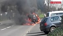 Saint-Brieuc. Une voiture en feu dans le quartier de la Croix-Lambert