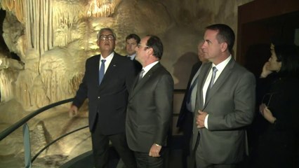 La réplique de la grotte Chauvet inaugurée par François Hollande