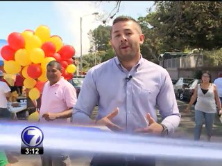 Votante de más edad del país ejerció su derecho al voto en Santa Ana