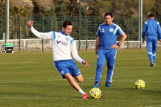 Thauvin remporte le concours de coups francs