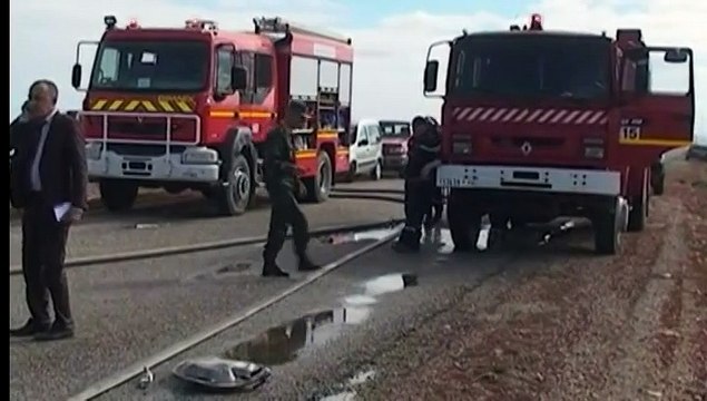 Maroc : un autocar prend feu lors d'une collision et fait 33 morts, dont de jeunes sportifs