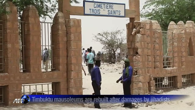 Timbuktu's mausoleums rise again after Islamist occupation