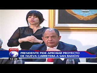 Celso Gamboa oficializa su renuncia como Ministro de Seguridad Pública