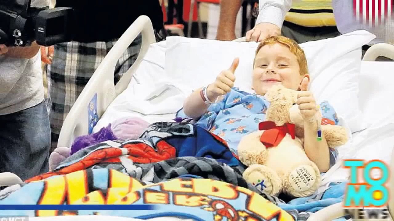 طفل في التاسعة من عمره يهزم تمساح يزن 180 كيلو غرام