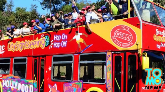 مراهق يرقص فرحاً على سطح باص ويموت على أثر حادث مريع