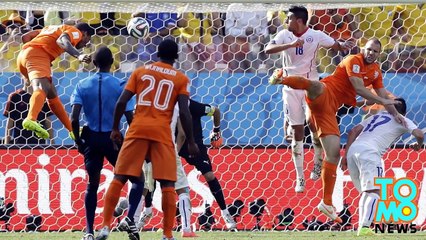 جولة في كأس العالم الإسبان يصلون متأخرين والمكسيك تربح هولاندا