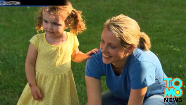 جيت بلو تجبر أماً على الجلوس في الطيارة وتتبول ابنتها في المقعد