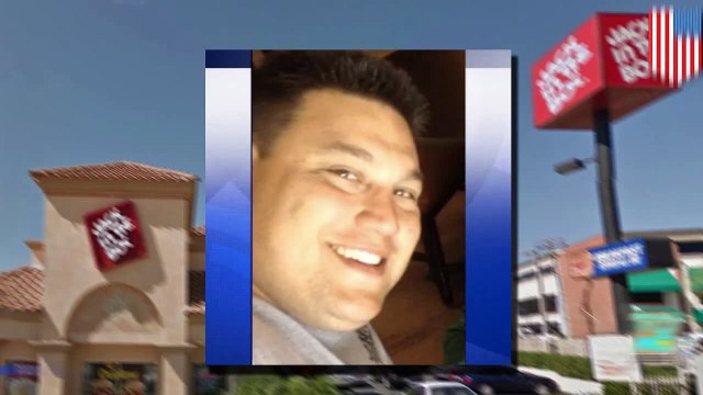 أستاذ ثمل يطلب من طلابه سرقة الطعام مهدداً بسكين