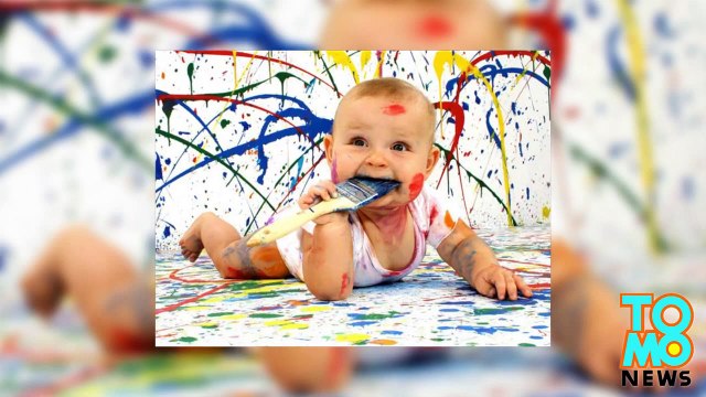 رجل صيني عالق في كوريا بعد أن خربش ابنه على جواز سفره