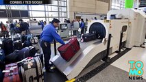 سجن رجال تفتيش الحقائب في مطار لوس أنجلس
