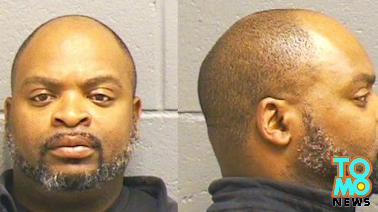 كلينتون وورد من جورجيا يقوم بضرب حبيب ابنته بعد ما رآه معها في الحمام