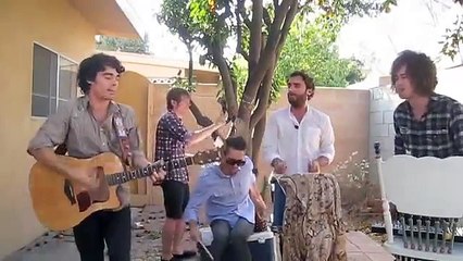 Simon and Garfunkel - Cecilia (Acoustic Cover)