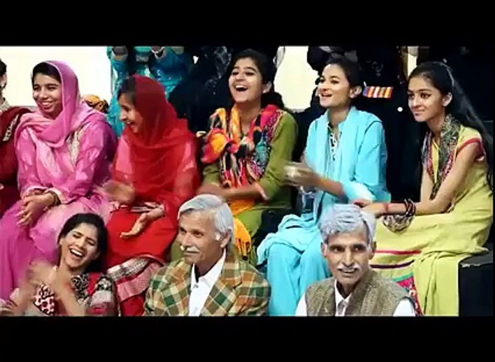 Mathira & Vicky