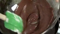 How to Make Chocolate Cream Cheese Icing
