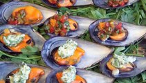 How To Do Steamed Mussel Canapes At Home