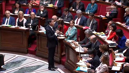 « Manuel Valls, qu'avez-vous fait de l'esprit du 11 janvier ? »