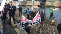 Manifestation des parents d'élèves à Concarneau