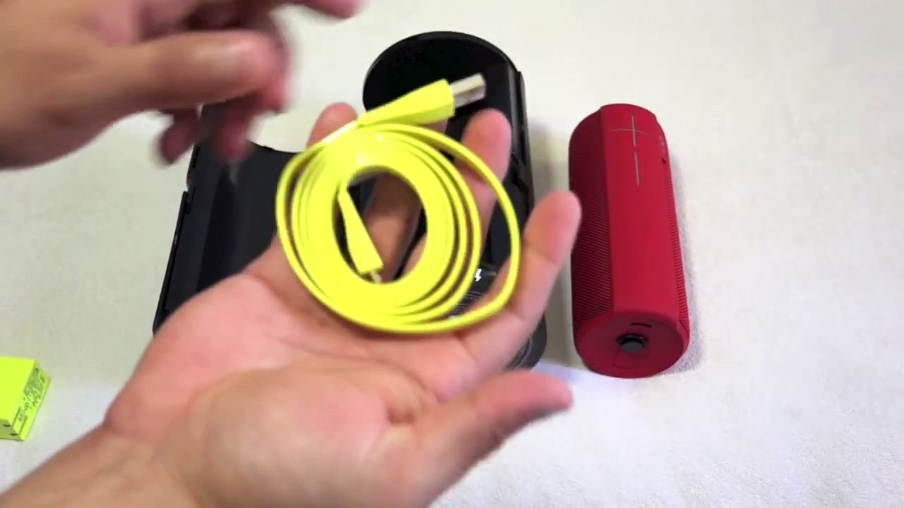 Logitech UE MegaBoom (Lava RED) Speaker Unboxing & Sound Test! [HD]