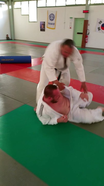 Petite initiation au judo par Jean-Luc. Laissez vos commentaires. !!!