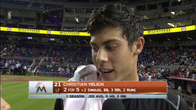 Baseball - Dee Gordon postérize Christian Yelich en pleine interview d'après-match