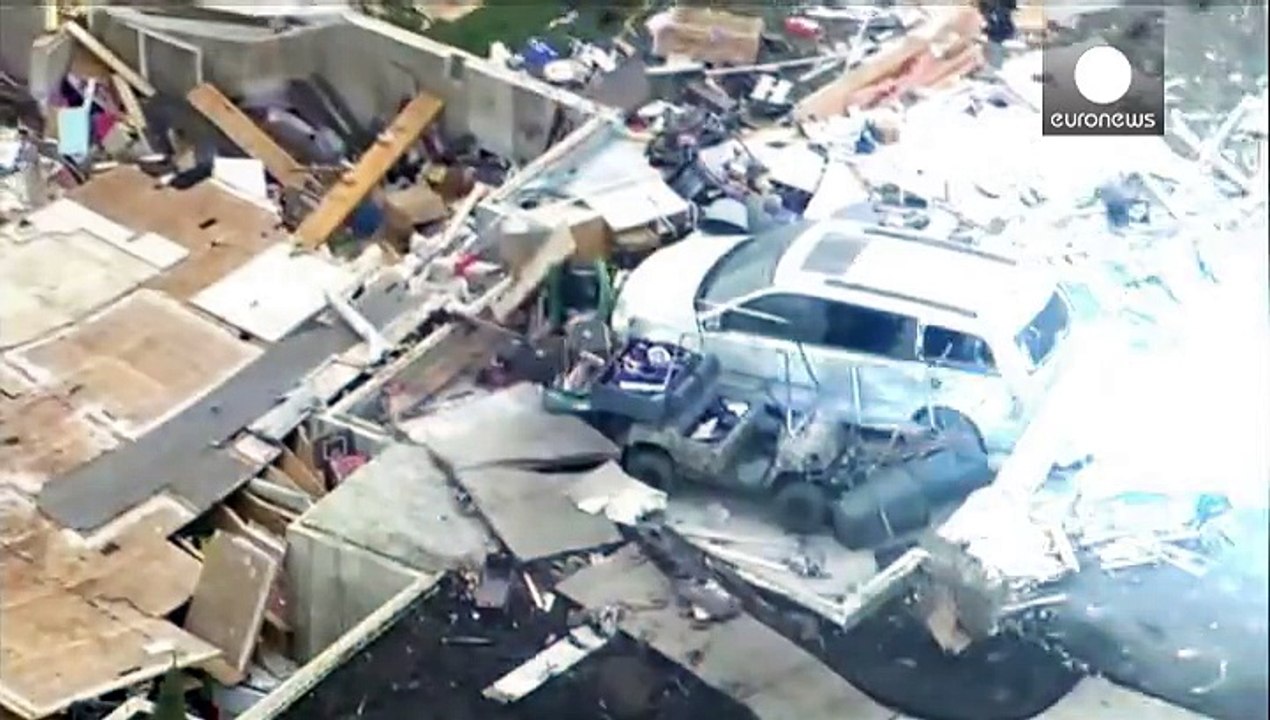 Al menos dos muertos y once heridos por una cadena de tornados en Estados Unidos