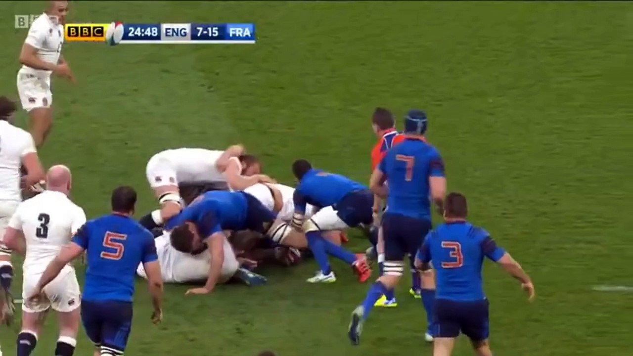 Courtney Lawes désintègre Jules Plisson