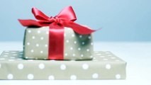 DIY | Polka Dots | Geschenke | Pünktchen Geschenkpapier selber machen | Basteln | chestnut!