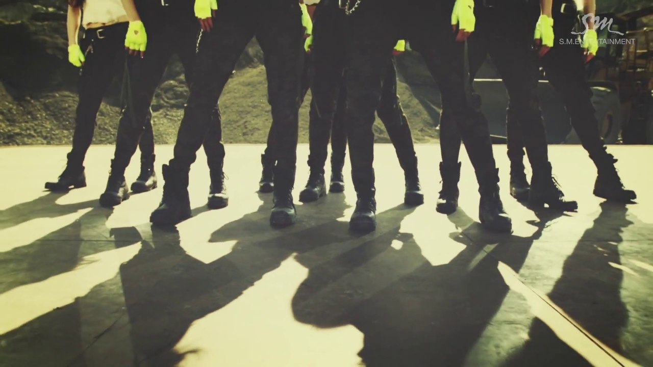 Girls' Generation《Catch Me If You Can》MV (Korean ver.) [Youtube 1080p]