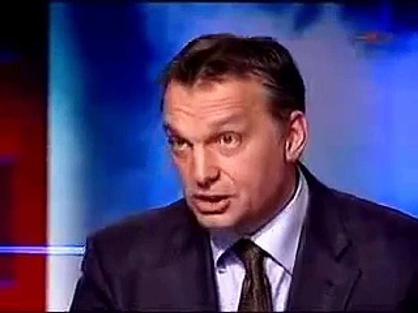 Orbán Viktor leoltja Kálmán Olgát (2007)