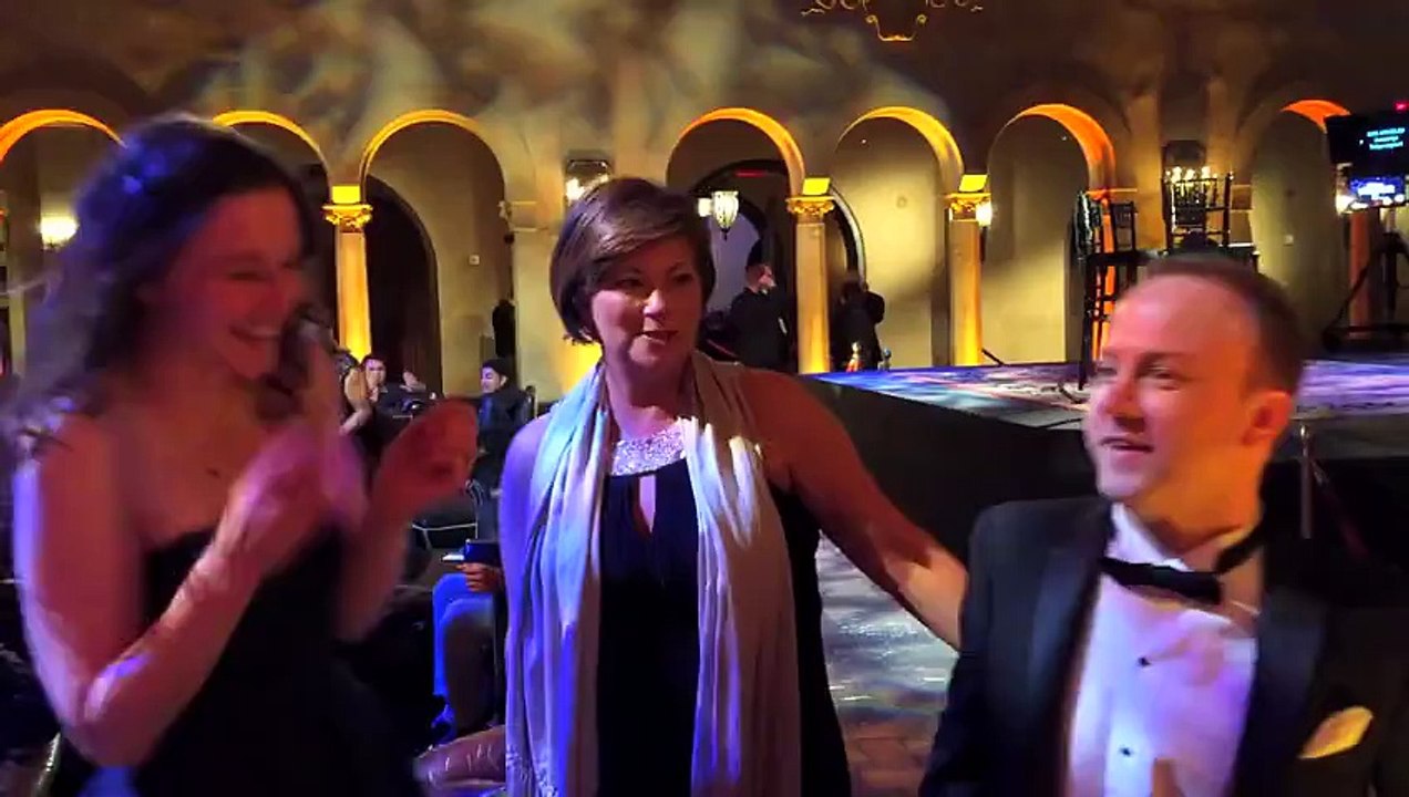 FAKE OSCAR PRANK - Pretending to be a Celebrity