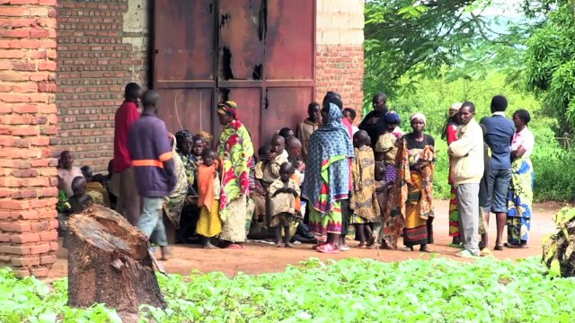 Influx of refugees to Rwanda from neighbouring Burundi