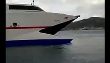 Feribot Kazası - Tır Denize Uçmak Üzere!