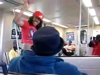 CRAZY GIRL ON TRAIN - MARTA TRAIN!