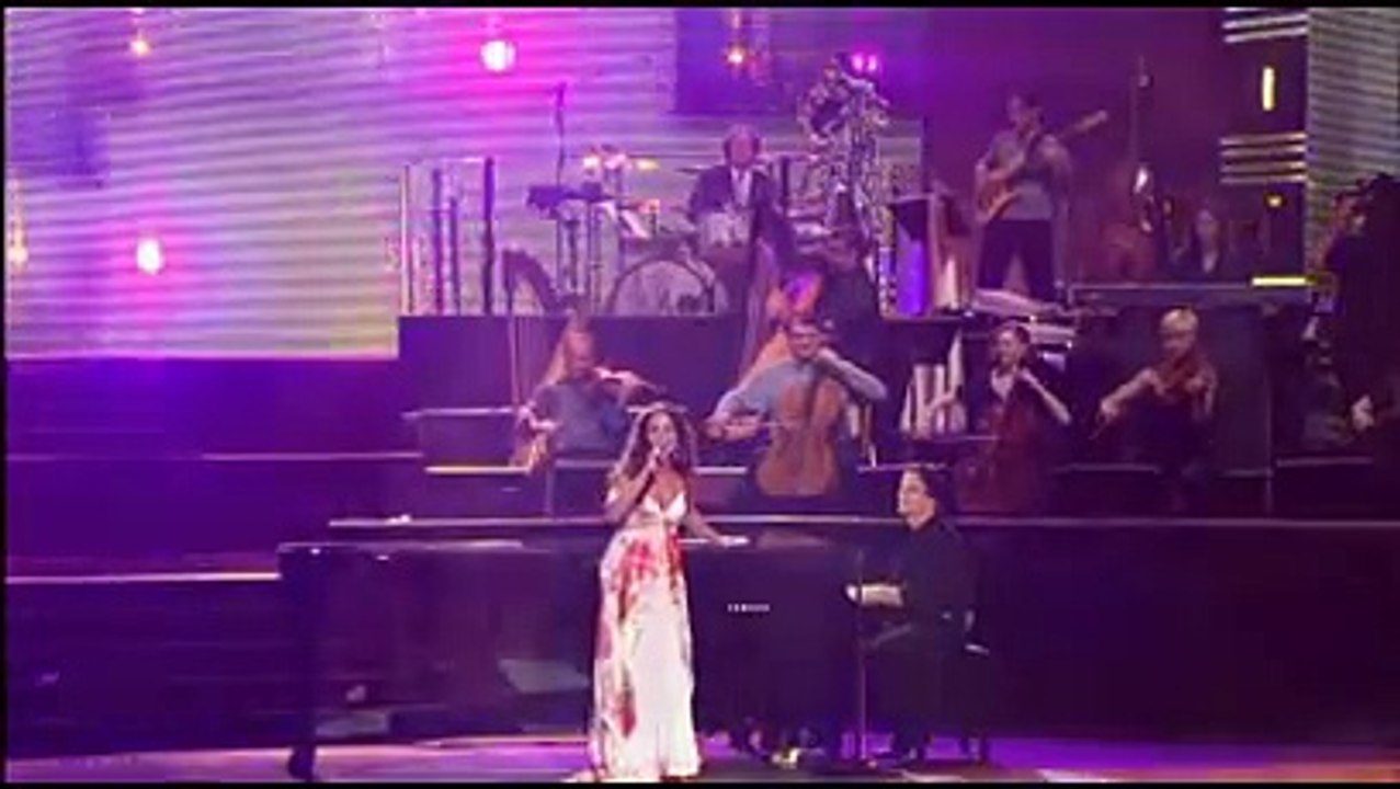 Yanni & Lucero - Eterno es Este Amor