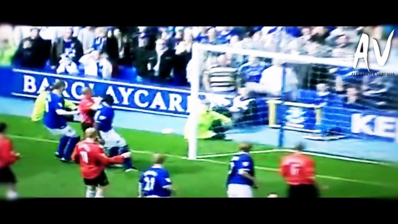 Top 10 Amazing Curve Goals In Football History video Dailymotion