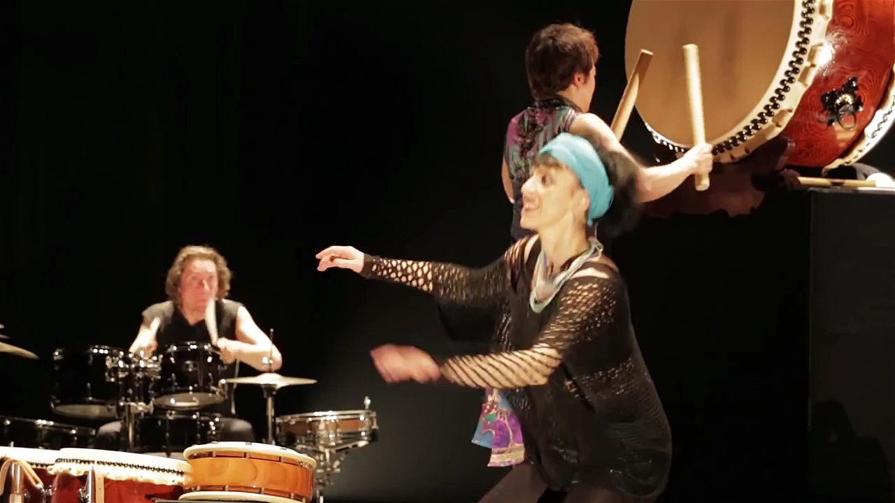 BUDGIE with LEONARD ETO – 'Blendrums' Live (Par...