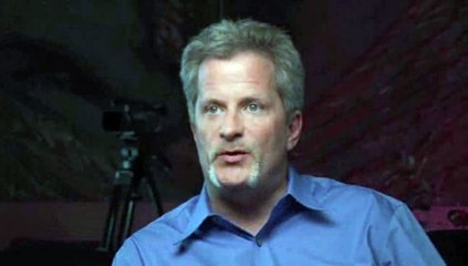 What is "auto mode" on a camcorder?: Controlling The Camcorder Picture