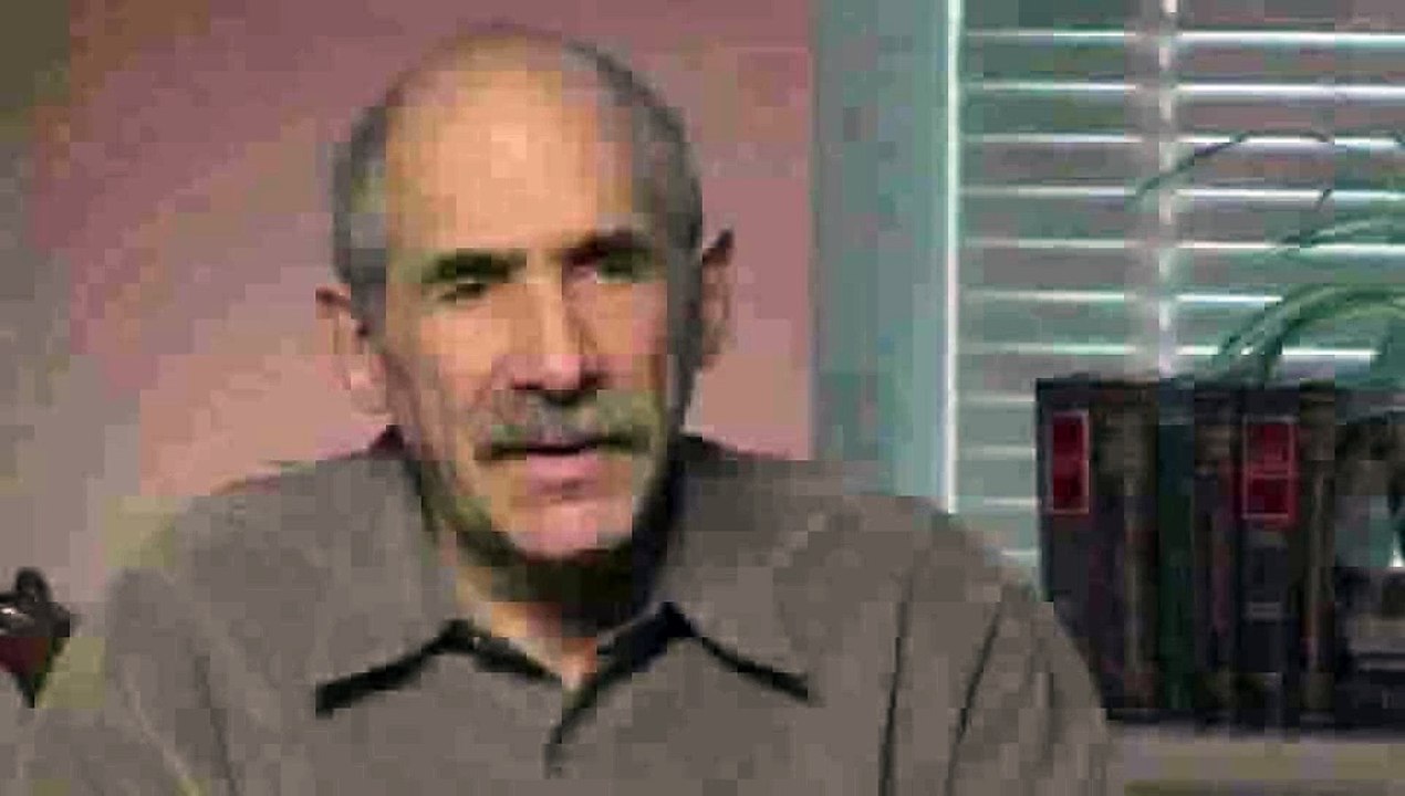 How is global warming related to the hole in the ozone layer?: Ozone And Greenhouse Gases