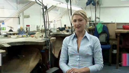 How To Clean Silver Jewelry Using A Foil