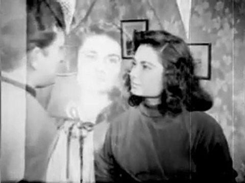 Geçti Bahar Hazan Erdi Bu Yerde - Zeki Müren (Belgin Doruk)