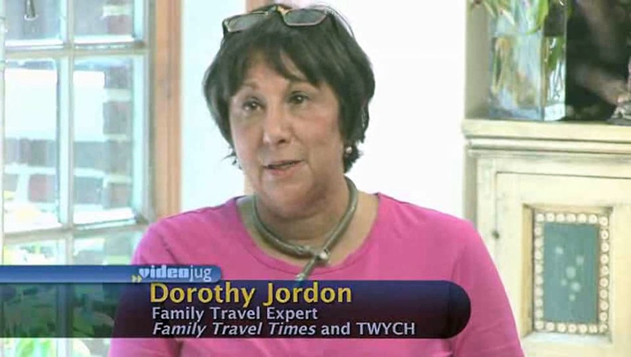 What are some popular beach and warm weather family vacations?: Popular Family Vacations