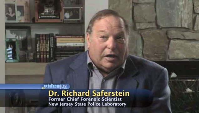 How do forensic scientists compare class characteristics of evidence?: Forensic Science