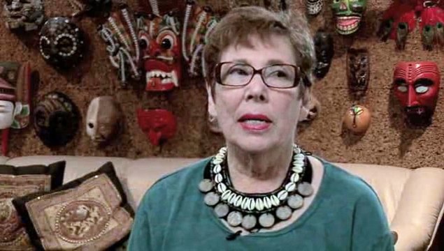 What are 'donkey beads'?: Manners And What To Wear Across Cultures