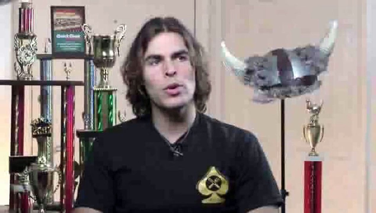 What are some common 'beginner mistakes' in competitive eating?: Competitive Eating 101