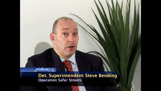 What should I do if I witness a street robbery?: Witnessing Crime